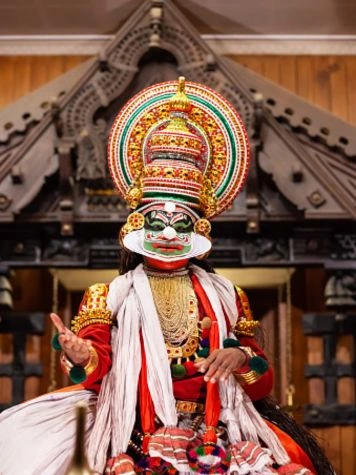 Espectáculo de danza Kathakali