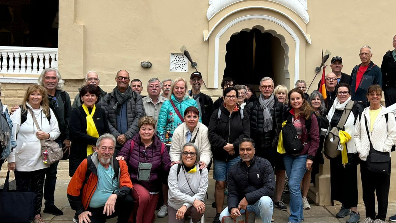 Grupo acompañado por India Travel etc en la India